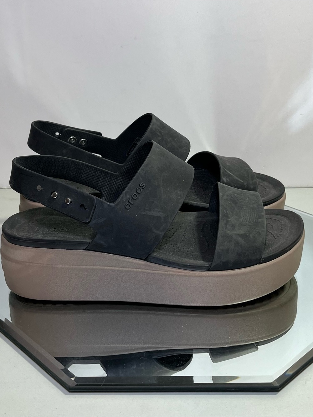 Women’s Crocs LiteRide Brooklyn Strappy Platform Sandals, US Size 8, Black
